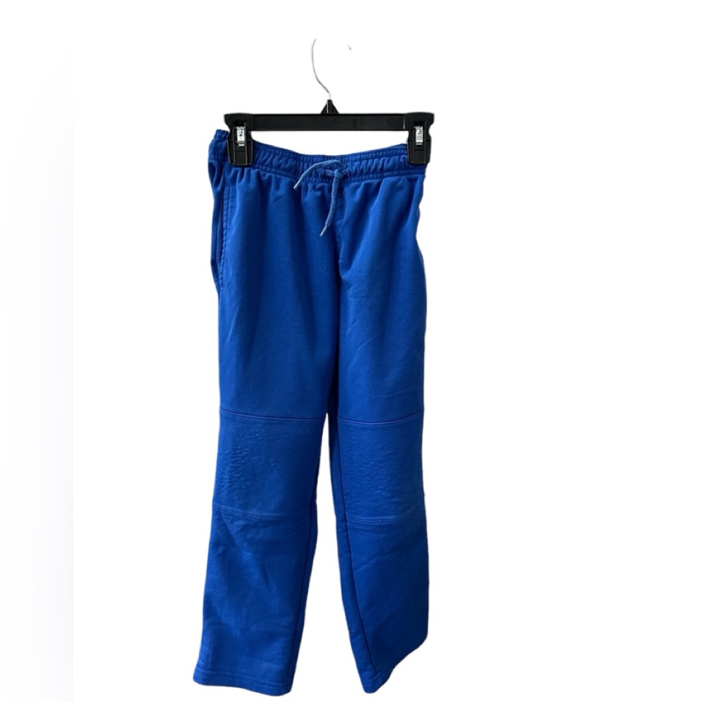 Cat and jack boys tracks size 6-7
